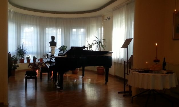Два концерта ученика наше школе, клавирског одсека, у музичкој школи „Станислав Бинички“